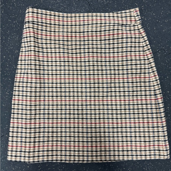 J. Crew Plaid wool-blend A-line mini skirt, NWT, Size 6 - Picture 4 of 10